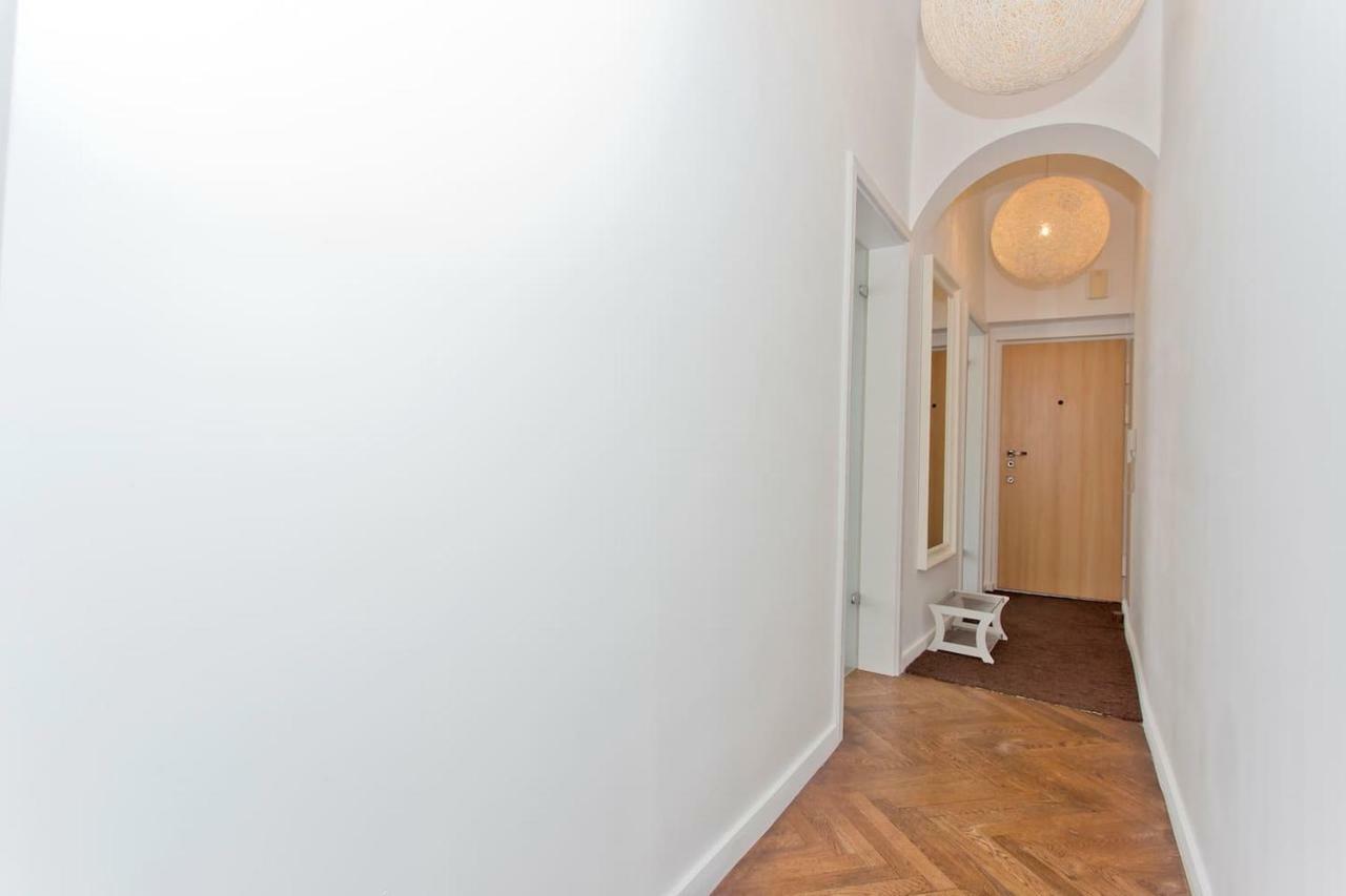 Luxury And Comfortable- Golden Apartments- Royal Street Warsaw Exterior photo